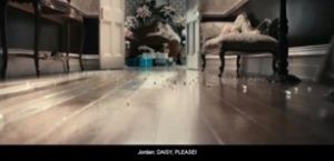 The visual motif of Daisy’s pearl necklace in The Great Gatsby.